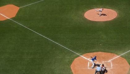开云官网-魔幻体育大乱炖，网球、足球、篮球上演梦幻联动